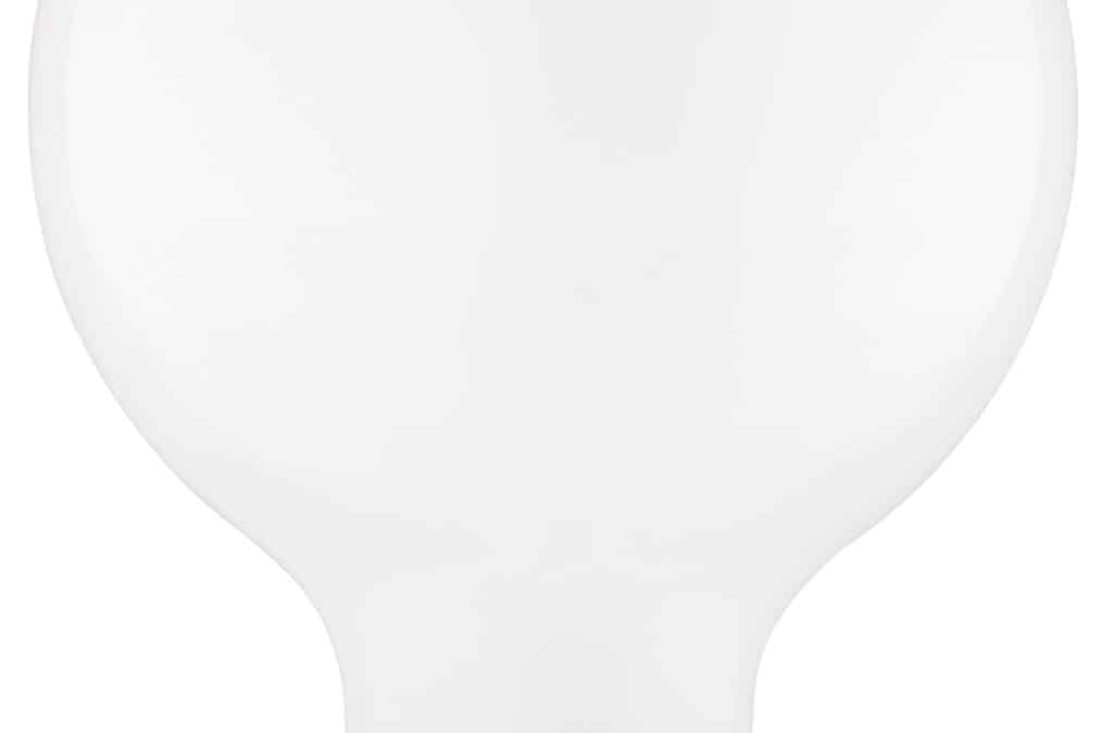 Good Life LED Filament G25 Lamp – 4.7″, 5W, 32K-18K
