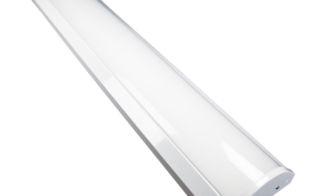 Select Series Stair Lighter w/ Battery Backup – 4′, 35W, CCT 35K/41K/50K