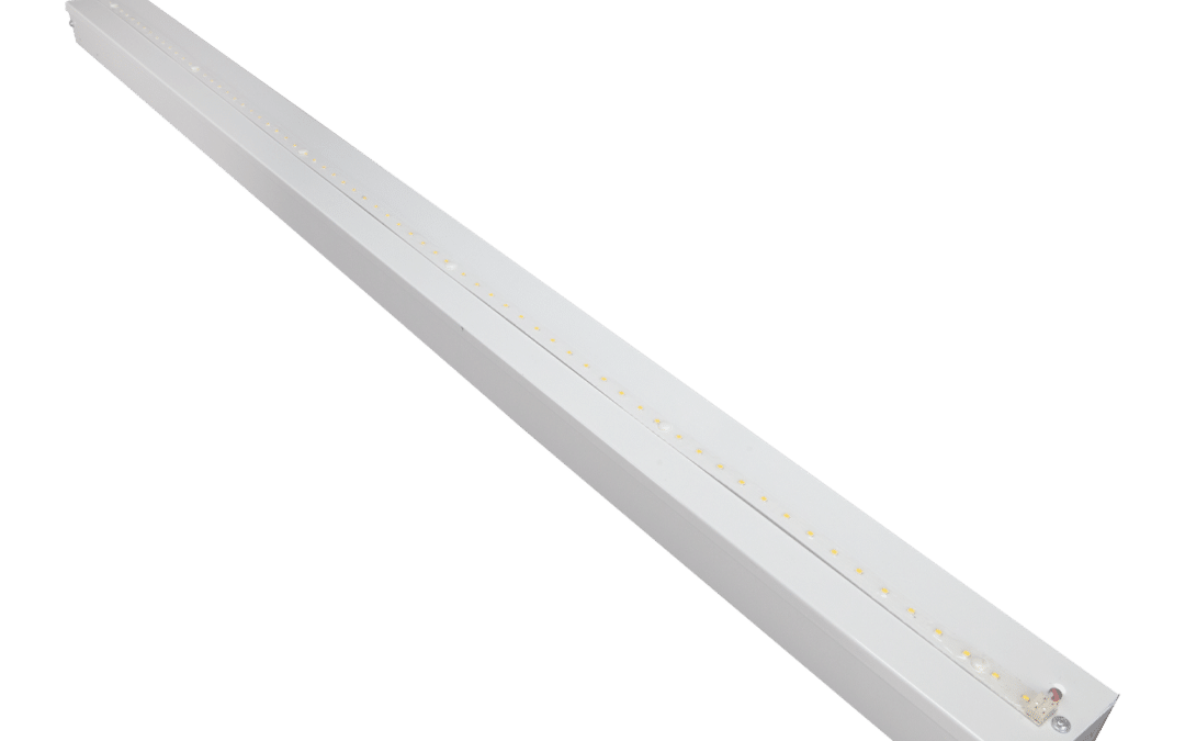 LED Pro Line Strip Luminaire w/ Emergency Backup – 4′, 32W, 40K
